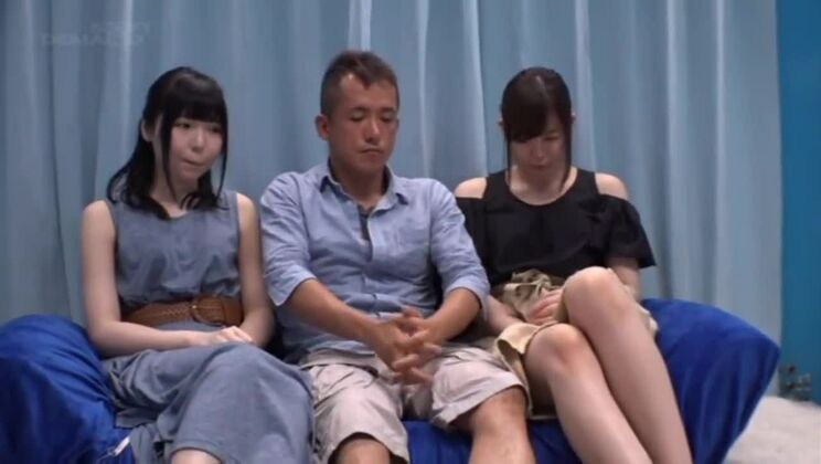 Guapa japonesa tetona y descarada