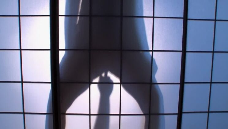 Chica japonesa jugosa