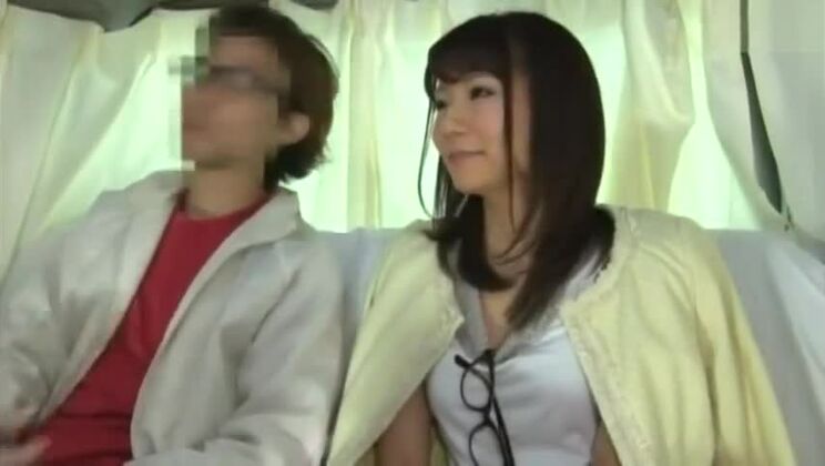 Hermosa mujer oriental