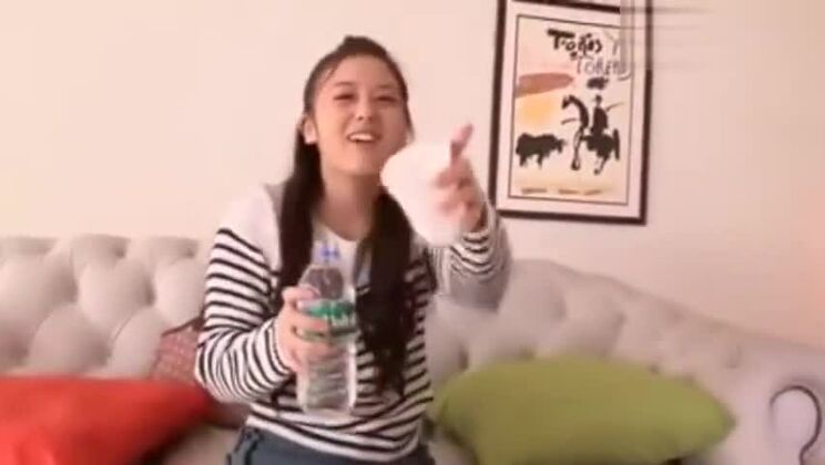 Encantadora prostituta japonesa actuando en un increíble video sexual amateur.