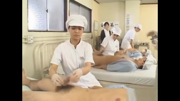 Linda japonesa embarazada siendo follada duramente