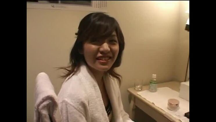 Preciosa perra japonesa