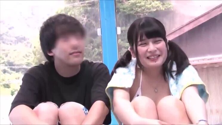 Impresionante asiática tetona y gorda