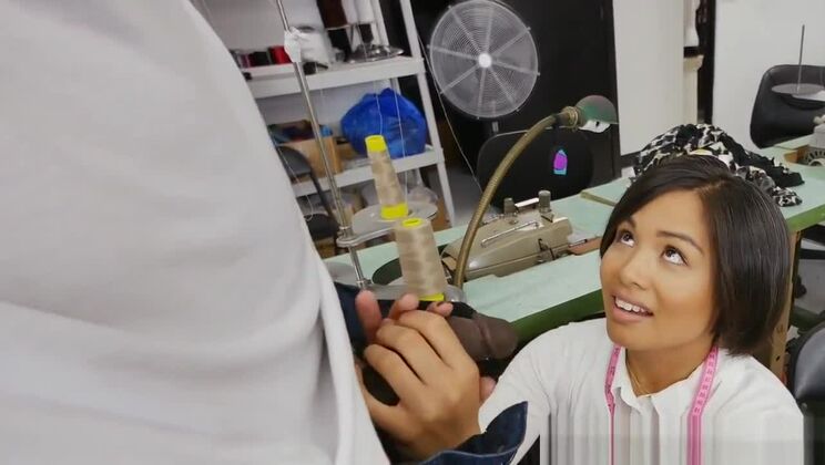 Increíble chica japonesa en la mejor cinta porno amateur de la historia