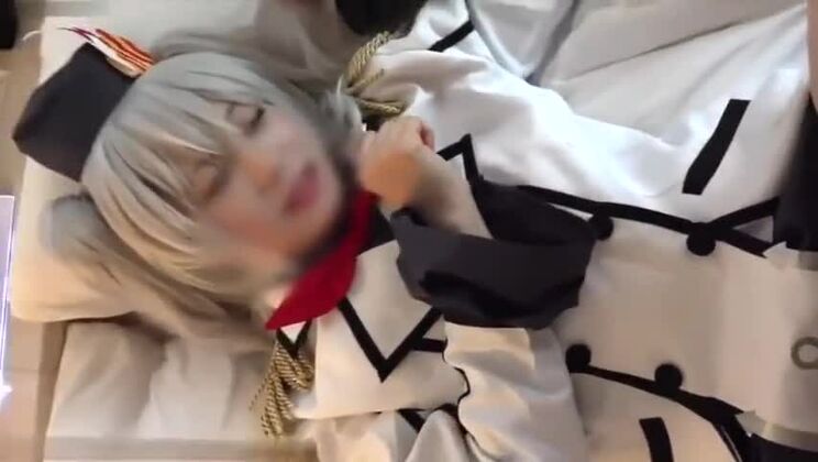 Provocando a una prostituta japonesa en un vídeo XXX fetichista y pervertido