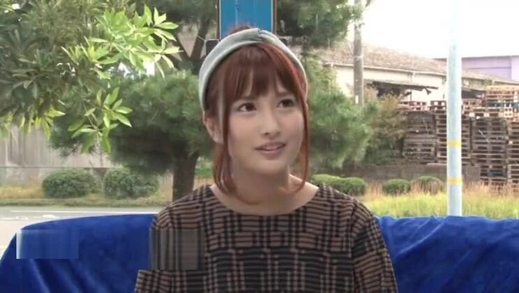 Preciosa japonesa en la mejor cinta porno amateur de la historia