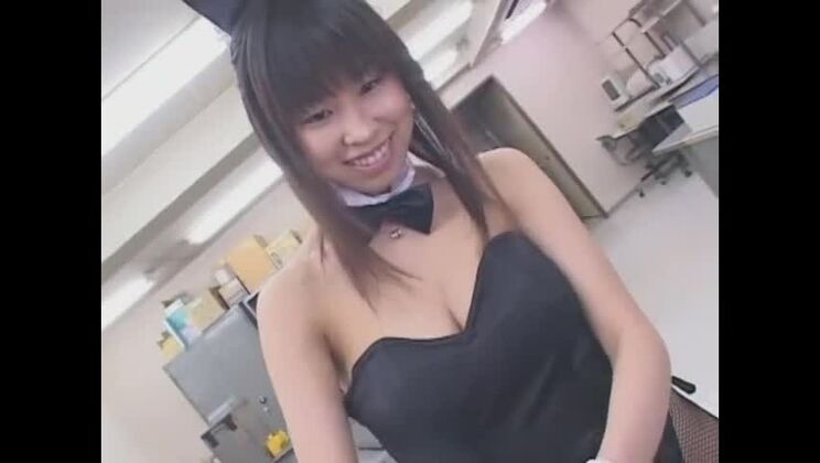 Vídeo porno de pechos grandes con Yuko Sakurai, Kurumi Makino y Nao Ayukawa