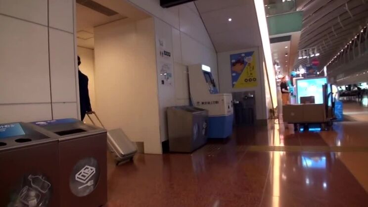 La mejor modelo japonesa, Nozomi Aso, en fabulosas cámaras ocultas, video JAV público.