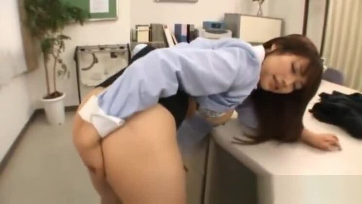 Excelente vídeo porno japonés que te dejará sin aliento.