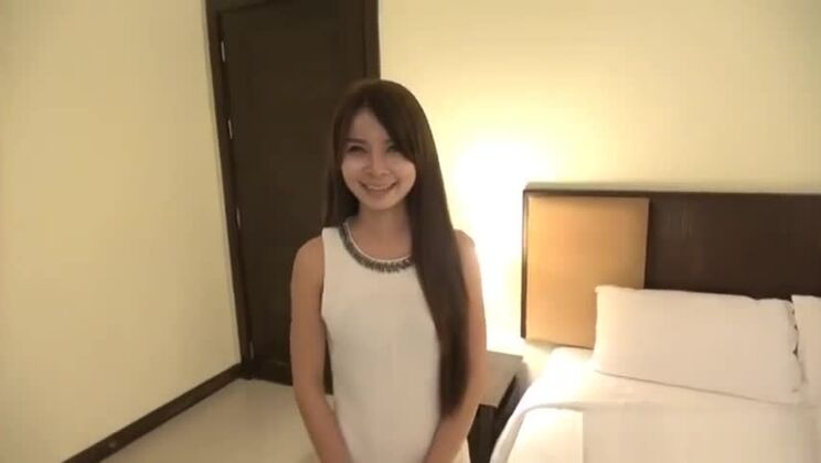 Joven japonesa violada sin condón por un hombre japonés