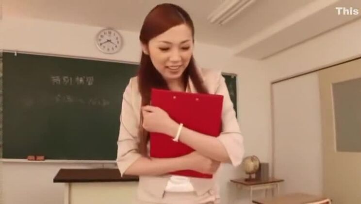 La exótica chica japonesa Asami Ogawa en el vídeo POV JAV con los consoladores/juguetes más calientes