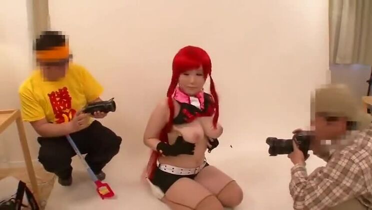 Una chica japonesa tranquila recibió una eyaculación directamente en la boca.