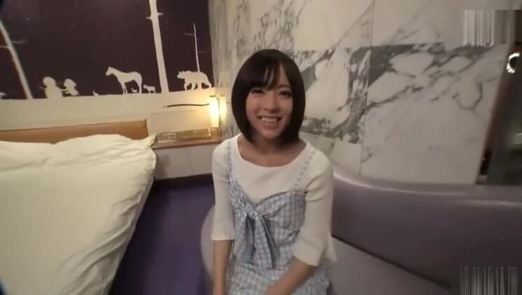 Increíble escena porno. Tetas pequeñas, las más calientes, como en tus sueños.