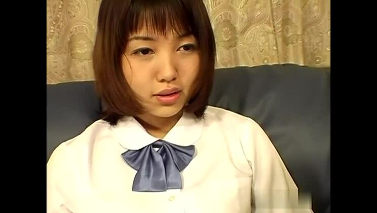 Puta japonesa loca en la increíble película JAV sin censura College Girl.