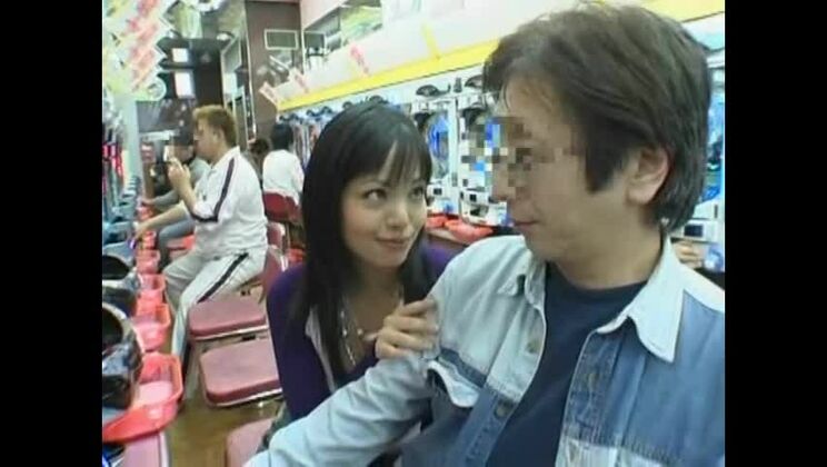 La mejor prostituta japonesa, Erena Kurosawa, Moe 3, Mari Hida en un increíble vídeo JAV de sexo oral/fera.