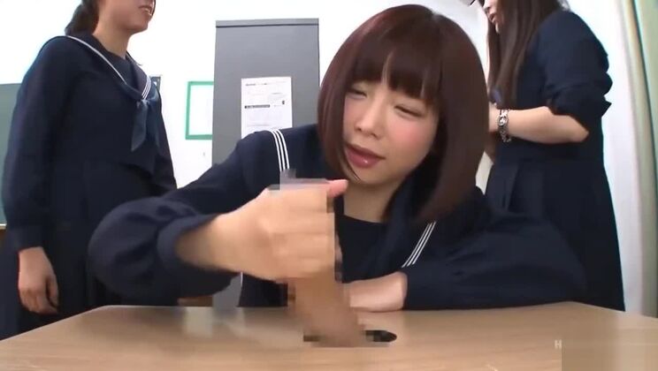 Impresionante vídeo XXX japonés, una chica guapísima.