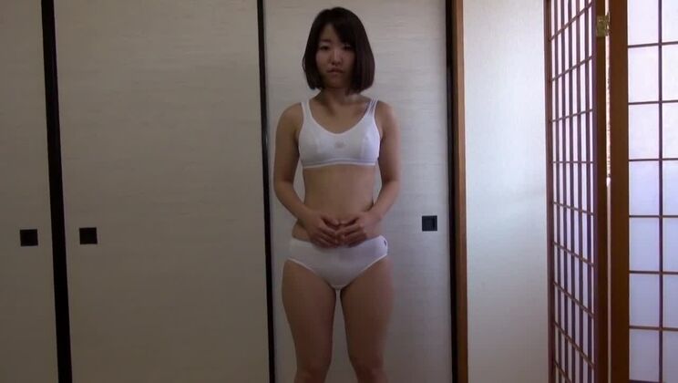 Impresionante chica japonesa en Crazy HD, escena JAV para adolescentes