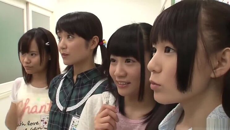 AzHotPorn - Tutor privado de tetas grandes 2 Riko Kashii