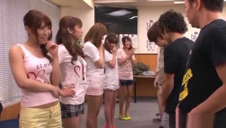 El mejor vídeo porno de Babe, el más reciente, échale un vistazo.