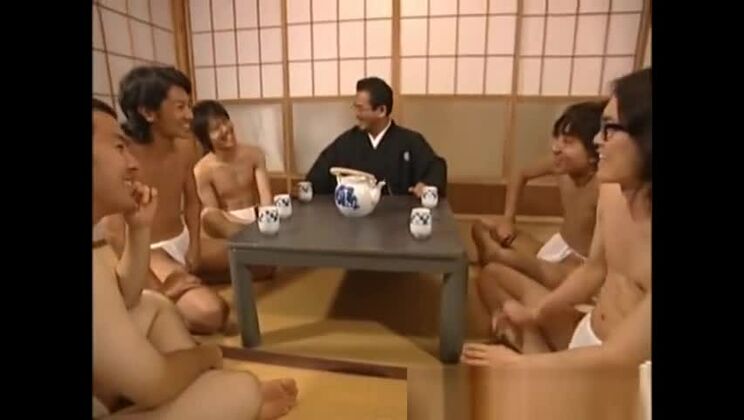 Profesora japonesa sexy disfruta follando parte 5