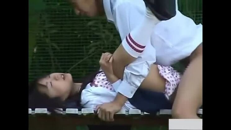 Sexo al aire libre sexualmente excitante