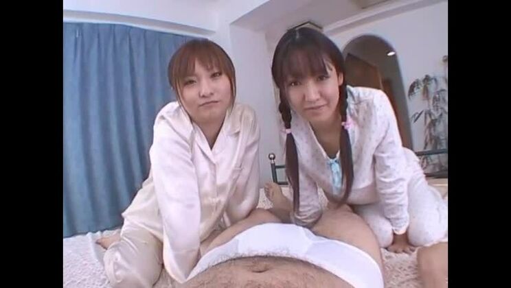 Chica japonesa exótica Rika Sonohara, Anna Kanzaki en medias/pansuto cachondas, escena JAV fetichista