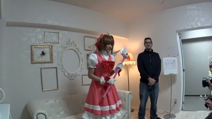 Puta japonesa loca en un increíble vídeo JAV de cámara oculta y voyeurismo.