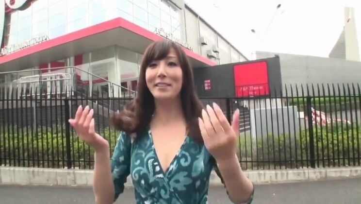 La chica japonesa más increíble en el vídeo JAV más caliente que jamás hayas visto.