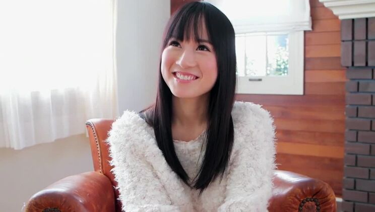 Puta japonesa cachonda en escena exótica HD, juguetes JAV