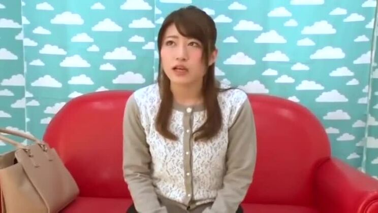 Fantástica modelo japonesa en el vídeo JAV más loco, es increíble.