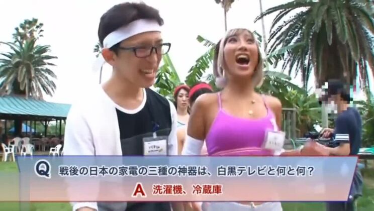 Excelente película porno Big Tits, mírala.