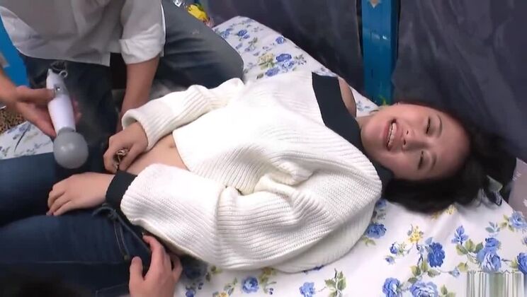 Modelo japonesa exótica en la mejor escena JAV, ¡compruébalo!