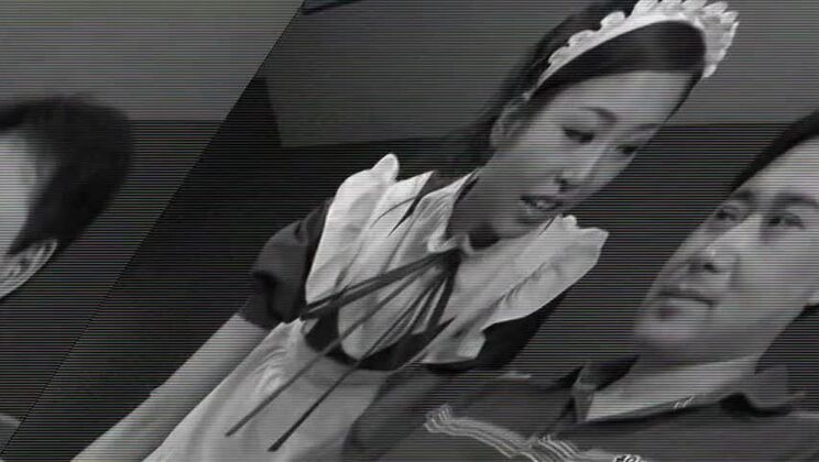 Exótica prostituta japonesa en un increíble vídeo JAV de sexo oral/felación en público.