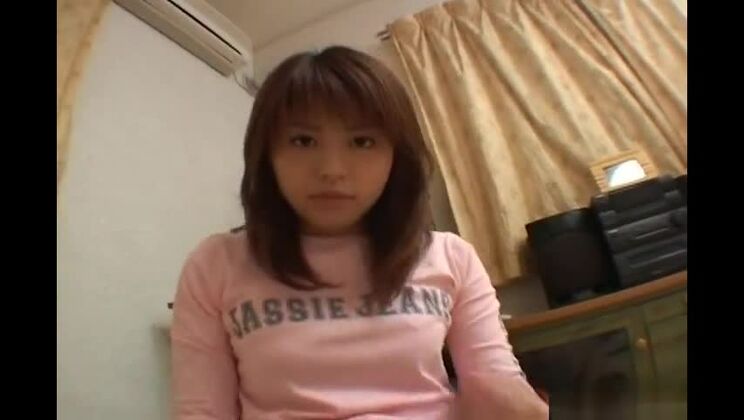 Puta japonesa loca en Amazing Big Tits, Blowjob/Fera JAV clip