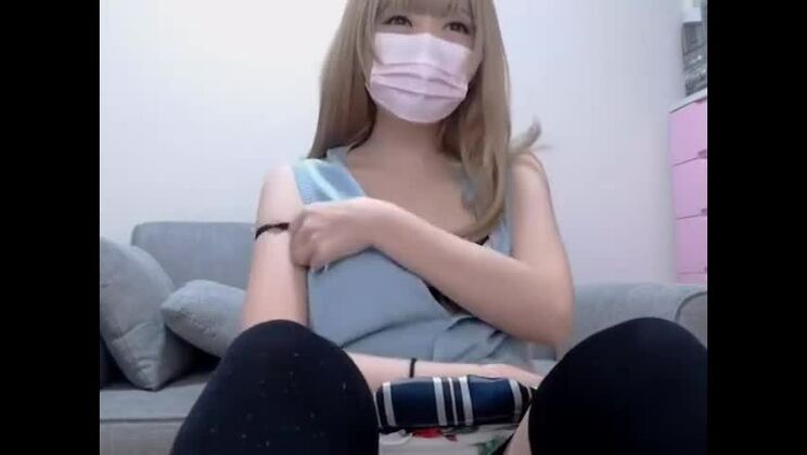 Magnífica modelo japonesa en una película JAV exclusiva sin censura.