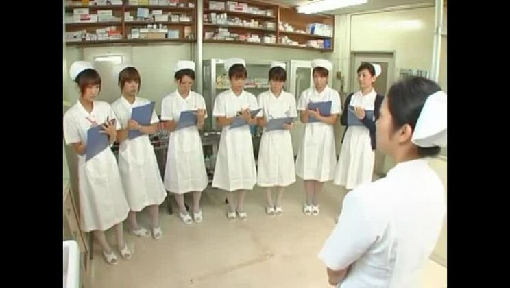 Increíble japonesa Kasumi Kobayashi, Keiko Shinomiya, Mayuka Kotono en un vídeo JAV cachondo