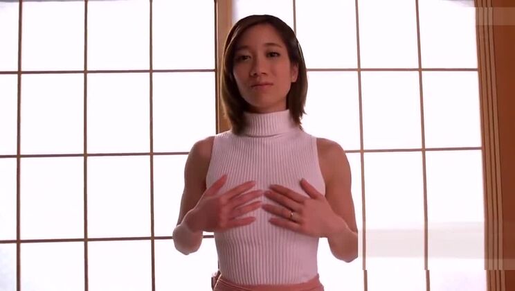 Vídeo XXX cachondo de una mujer sola, fantástico solo para ti.