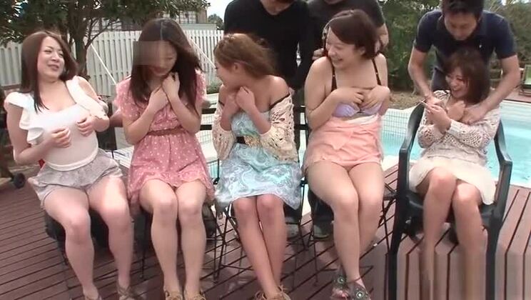 JAVHUB Orgia japonesa hardcore con cinco mujeres sexys