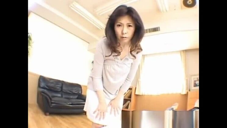 Hitomi Kurosaki, muñeca asiática, parte 3