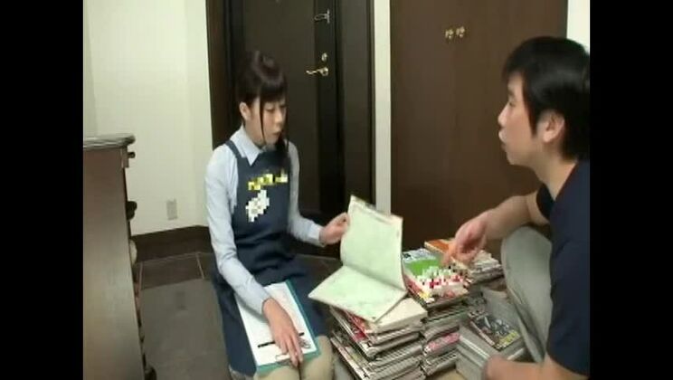 Impresionante modelo japonesa en un exótico vídeo JAV.