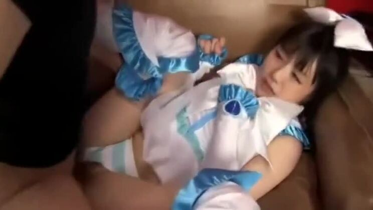 Humillación de la heroína guerrera bella Tsubomi