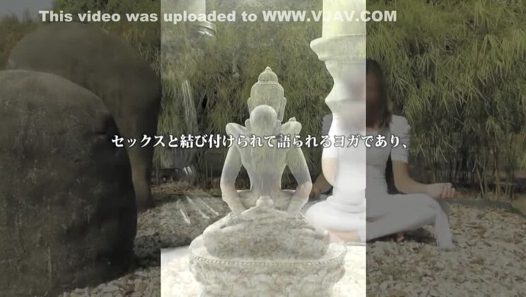 Fabulosa chica japonesa en una increíble película JAV en HD.