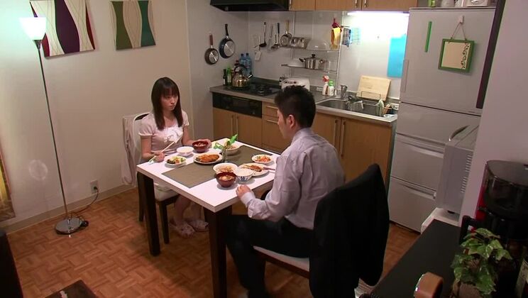 Increíble modelo japonesa en el mejor vídeo JAV en HD.