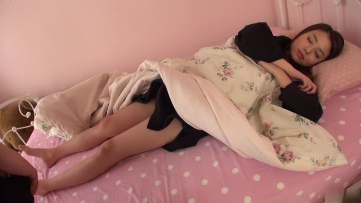 La mejor puta japonesa Mao Miyabi en un vídeo JAV sin censura de MILFs locas