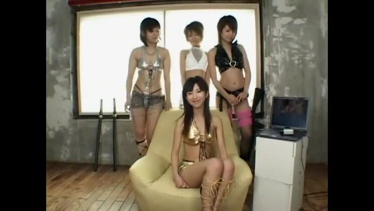 Increíble zorra japonesa en una fabulosa escena JAV.