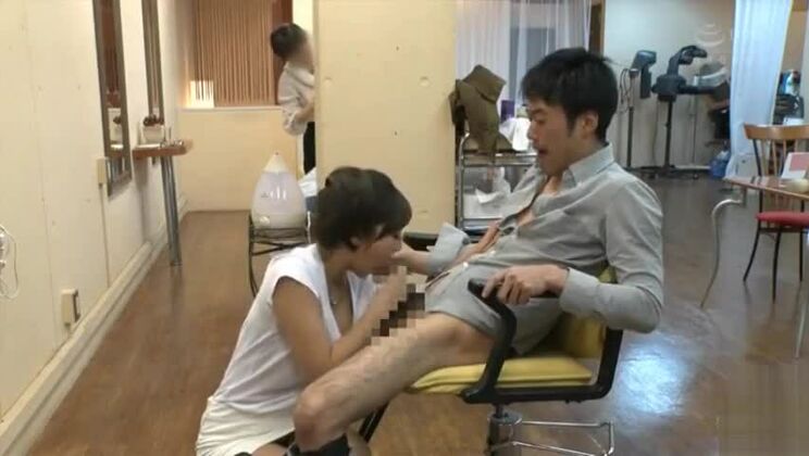 La mejor chica japonesa en una película JAV exclusiva de sexo oral/fera y grandes tetas.