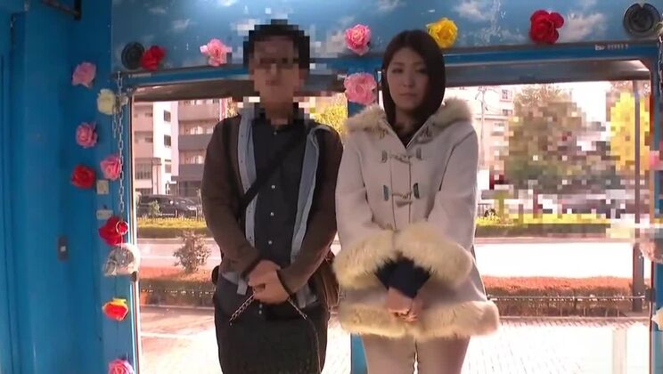 La chica japonesa más nueva en una película JAV caliente, mírala.