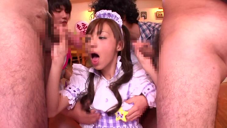 La loca japonesa Aino Kishi en la mejor película JAV censurada de tetas pequeñas, película universitaria