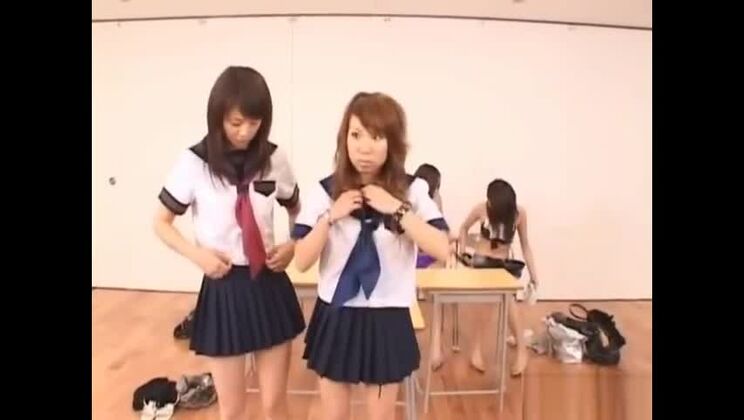 Coños cachondos jugando