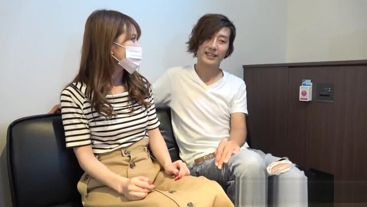 Intenta buscar a la chica japonesa en el vídeo JAV más reciente, échale un vistazo.